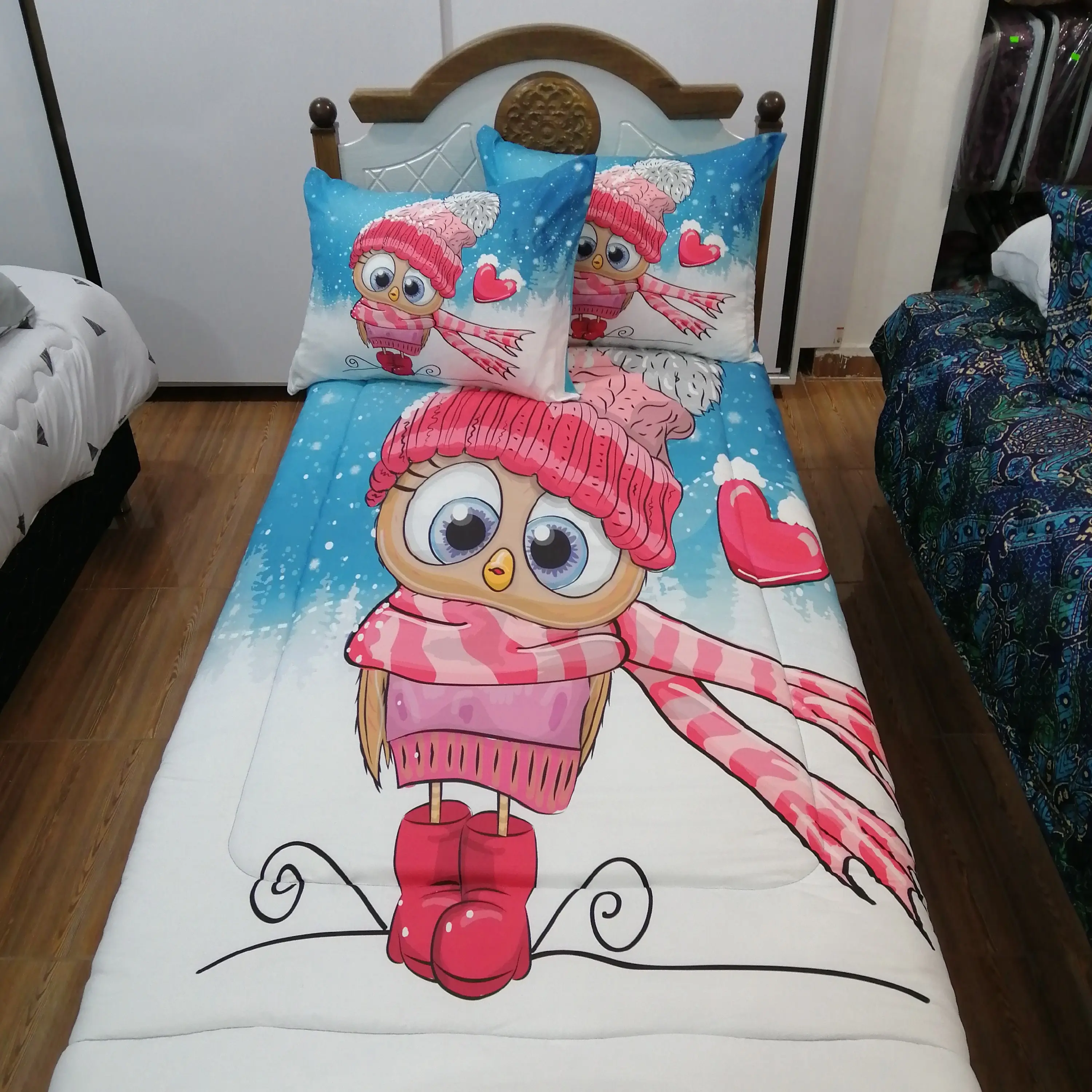 رو تختی تکنفره 160 در 230 عروسکی برفی زیبا  از برند لاویتا